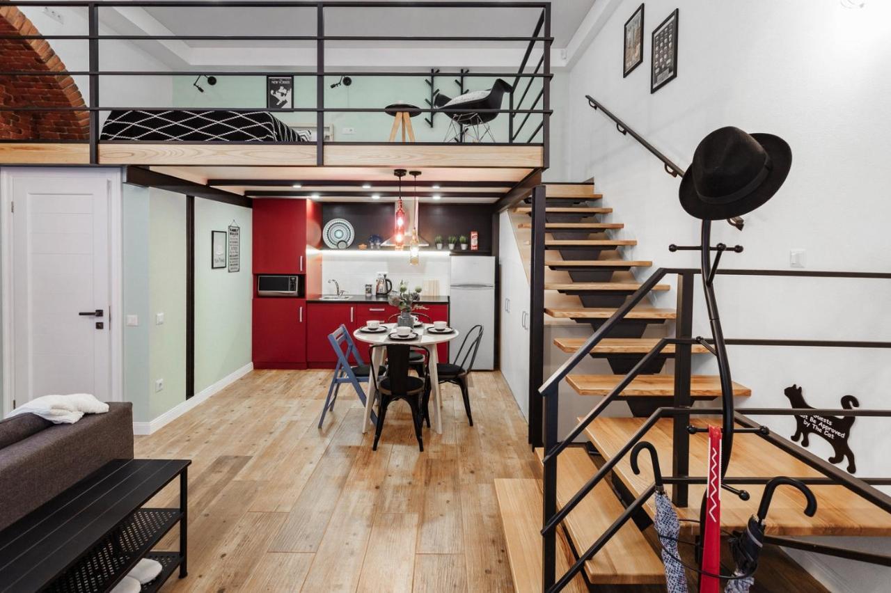 Two-room On Lanzheronovskaya Apartment