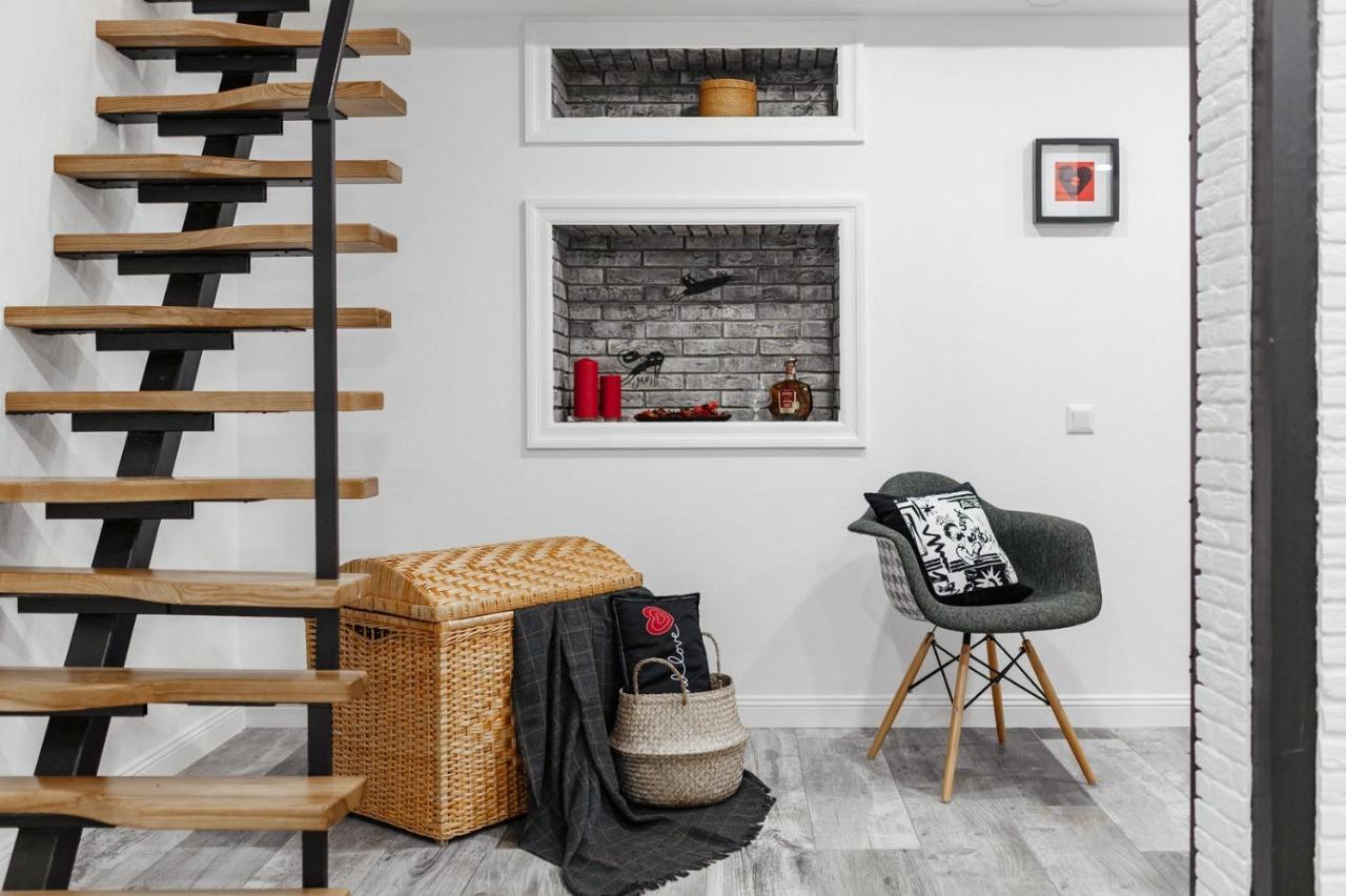 Two-room On Lanzheronovskaya Apartment *